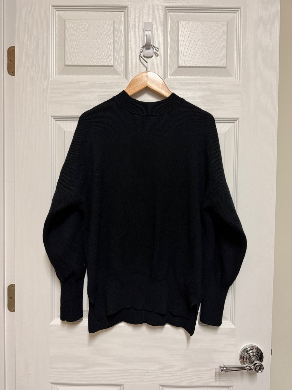 Abercrombie & Fitch Cozy Black Crewneck Sweater SOFTAF Collection